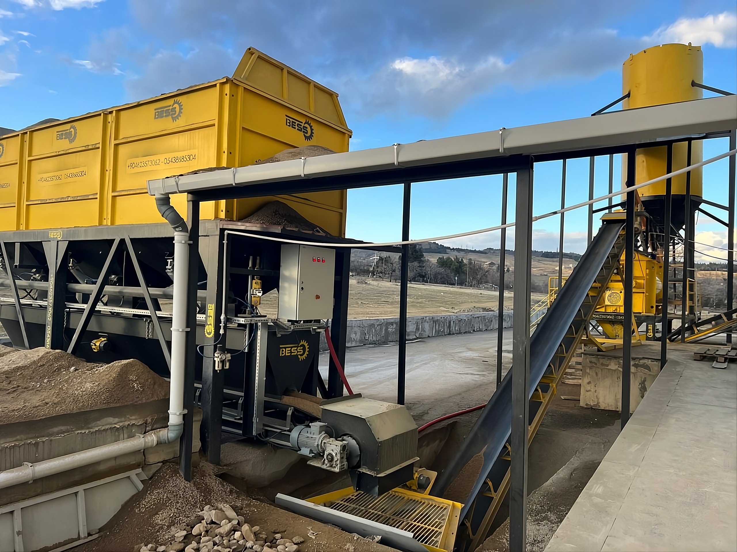 LeaderBlock — ნედლეულის მიქსერი